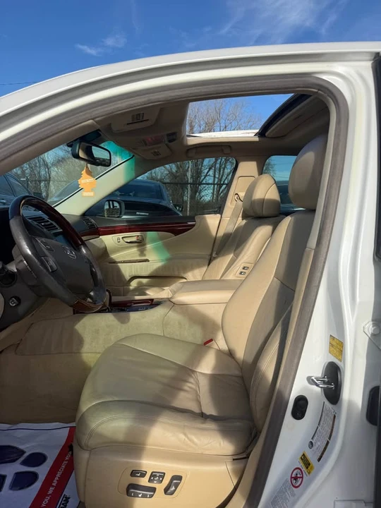 2008 Lexus LS 4th Gen - Image 13 of 19