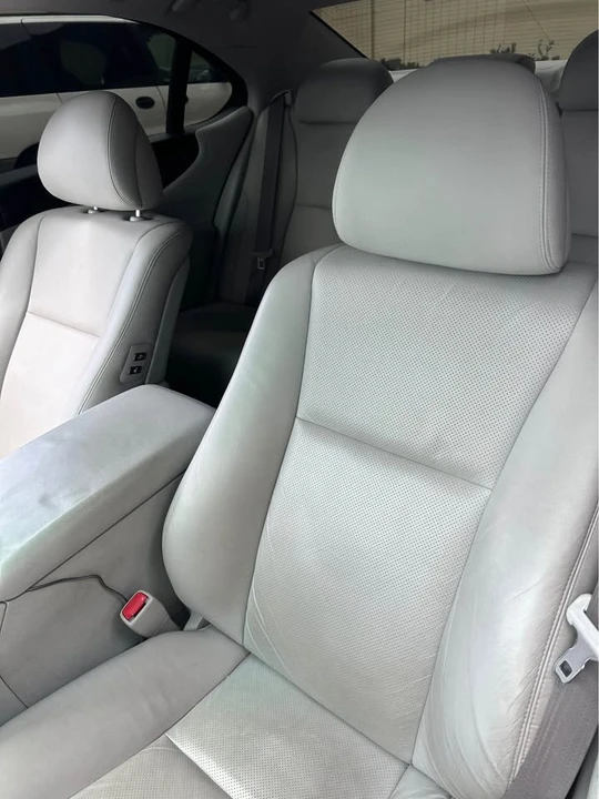 2008 Lexus LS 4th Gen - Image 6 of 7