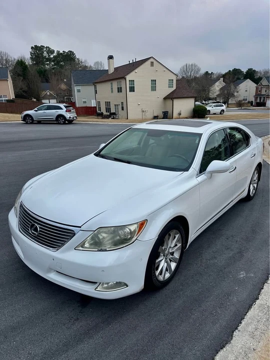 2008 Lexus LS 4th Gen - Image 3 of 9