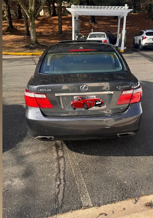 2008 Lexus LS 4th Gen - Image 8 of 15