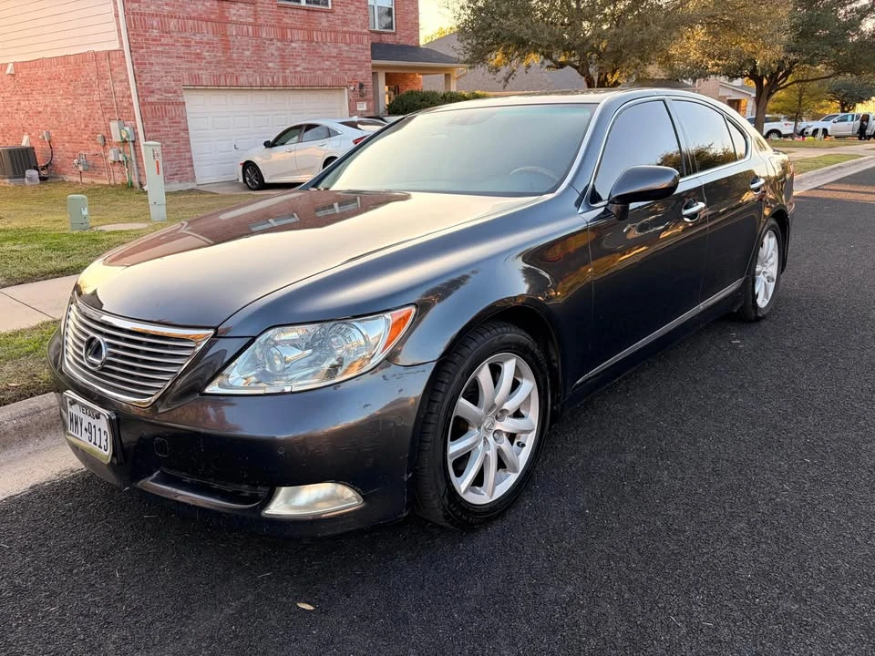 2008 Lexus LS 4th Gen - Image 2 of 10