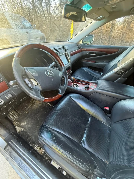 2008 Lexus LS 4th Gen - Image 6 of 7