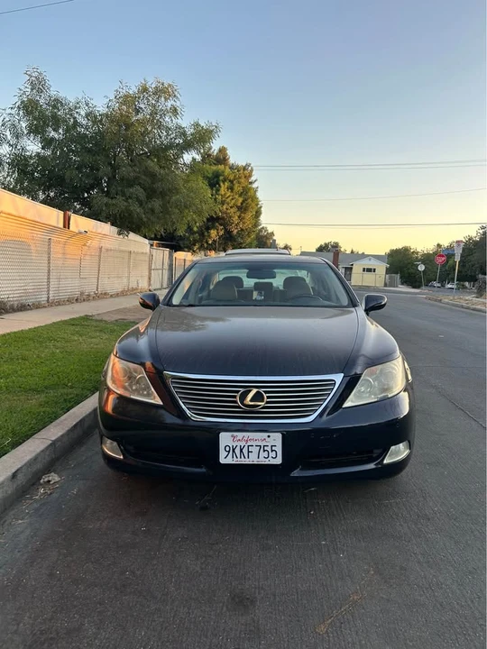 2008 Lexus LS 4th Gen - Image 2 of 10
