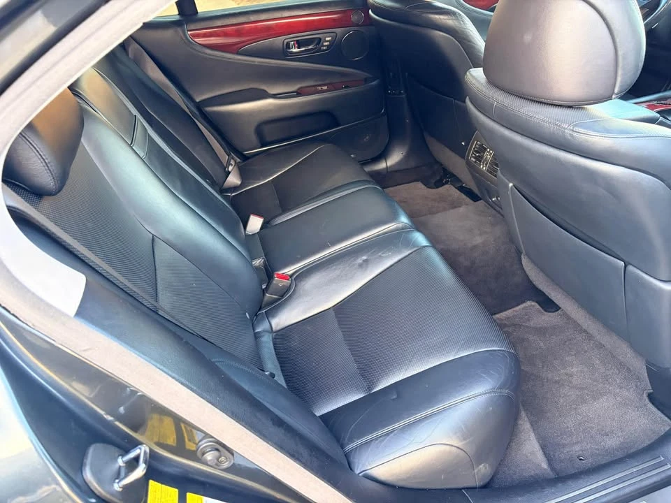 2008 Lexus LS 4th Gen - Image 9 of 10