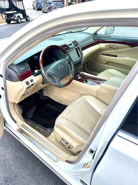 2008 Lexus LS 4th Gen - Image 6 of 9