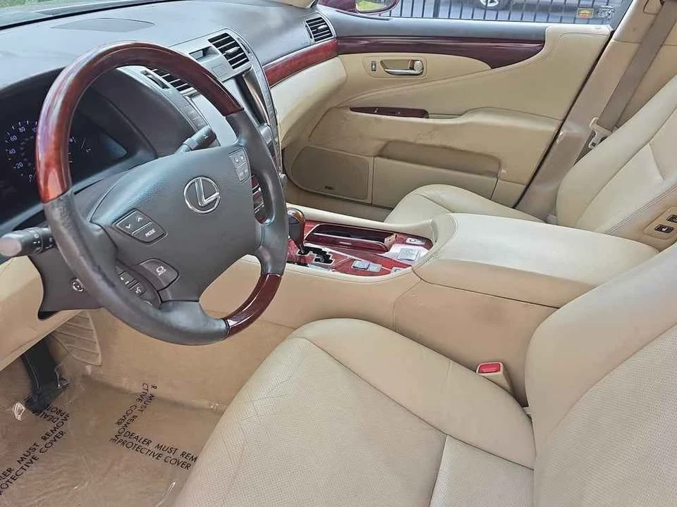 2008 Lexus LS 4th Gen - Image 5 of 10
