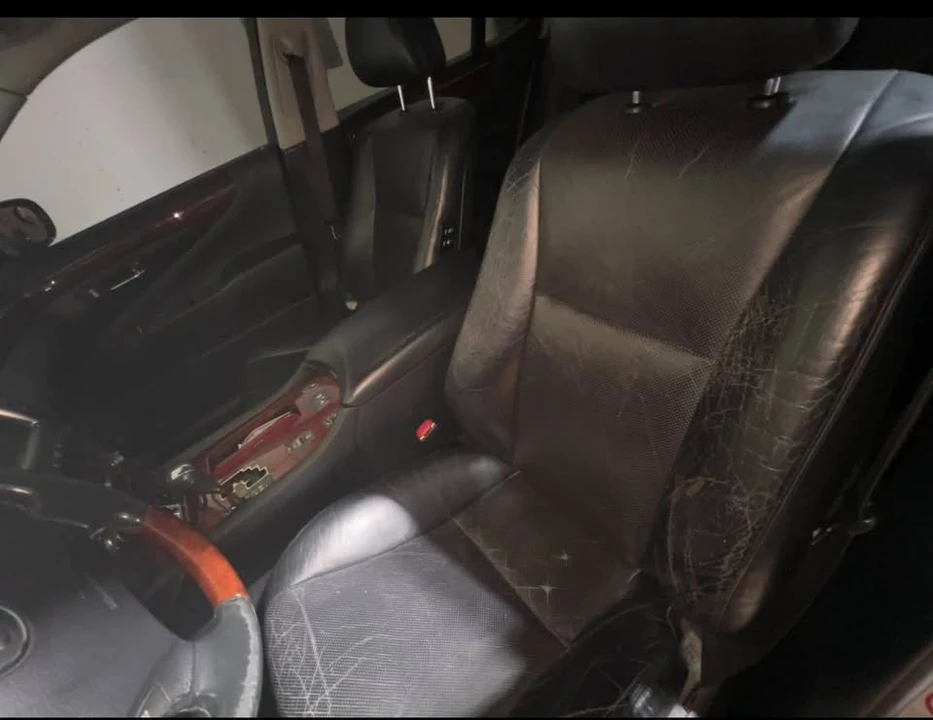 2008 Lexus LS 4th Gen - Image 11 of 18
