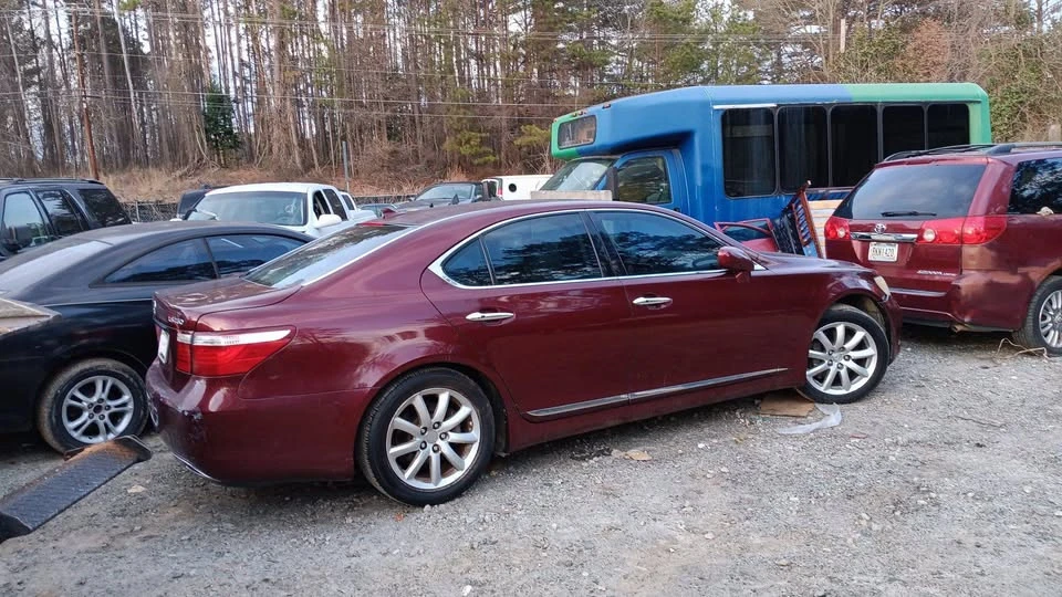 2008 Lexus LS 4th Gen - Image 2 of 6