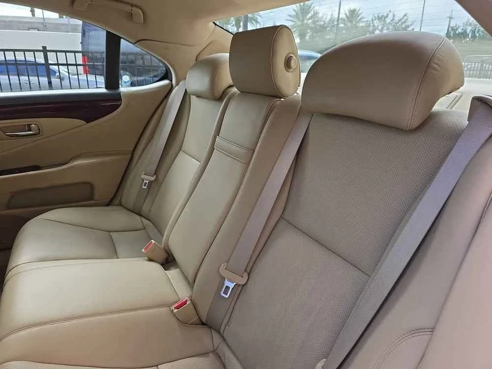 2008 Lexus LS 4th Gen - Image 8 of 10