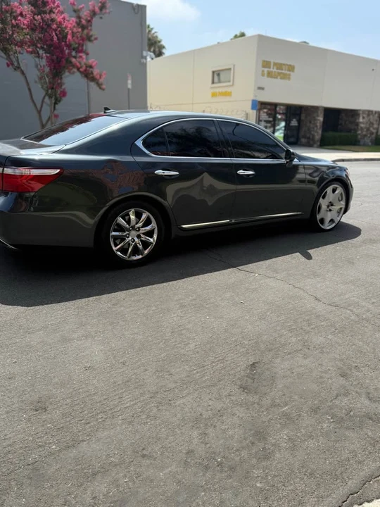 2008 Lexus LS 4th Gen - Image 4 of 13
