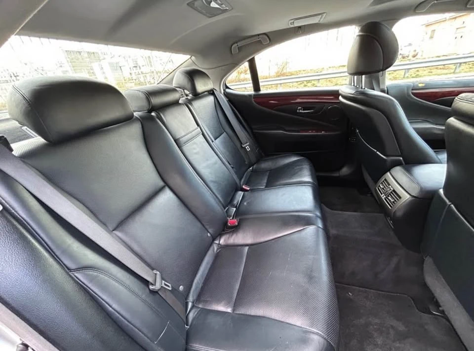 2008 Lexus LS 4th Gen - Image 8 of 11