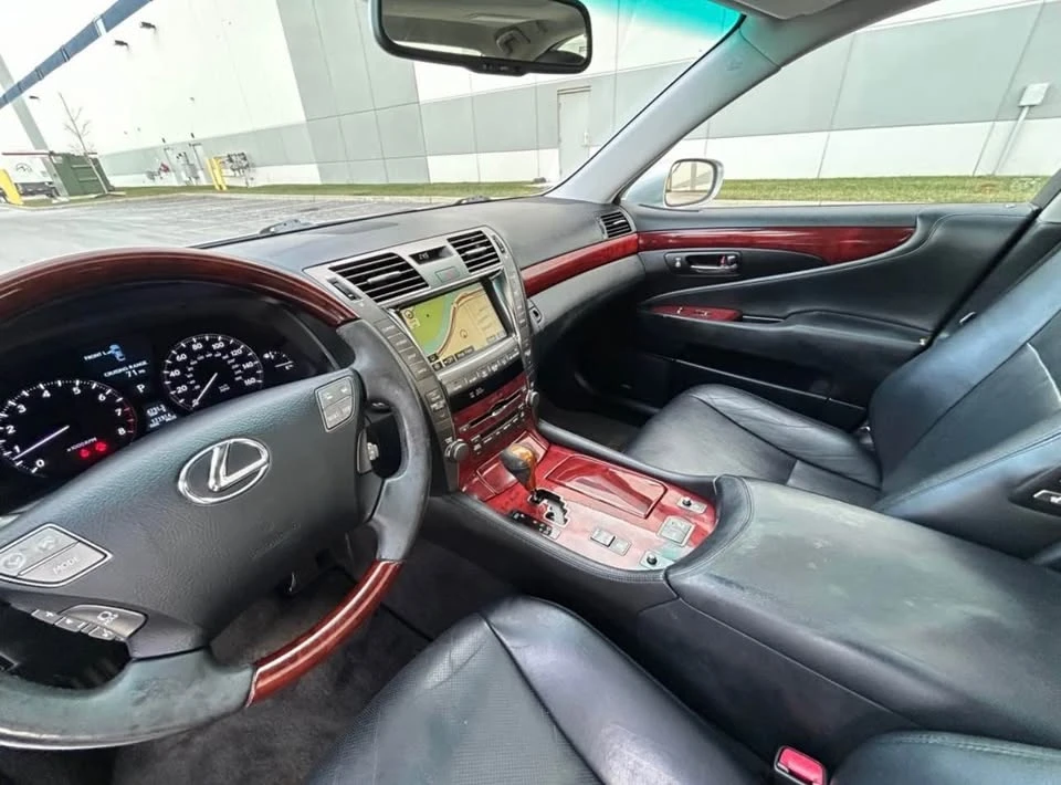 2008 Lexus LS 4th Gen - Image 10 of 11
