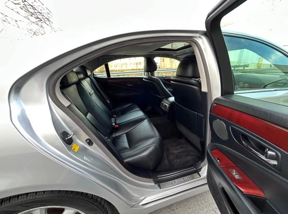 2008 Lexus LS 4th Gen - Image 6 of 11