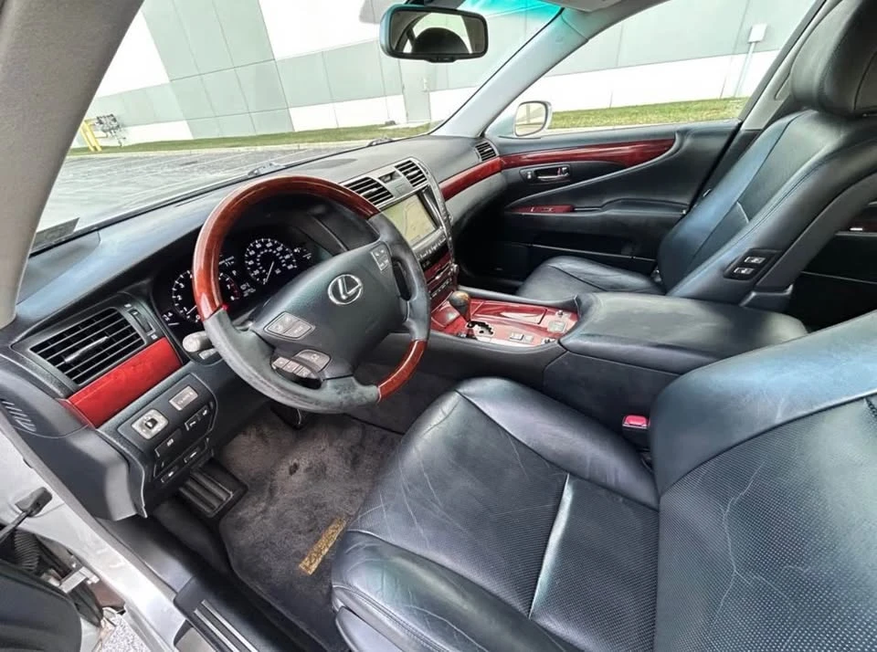 2008 Lexus LS 4th Gen - Image 9 of 11