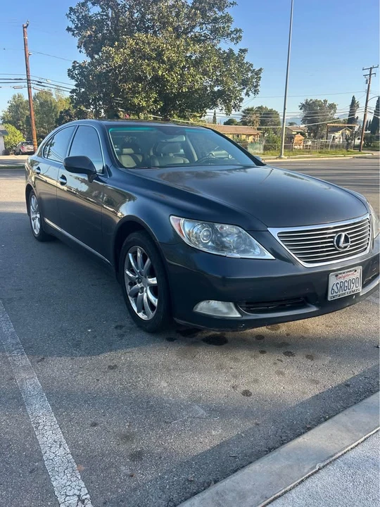 2008 Lexus LS 4th Gen - Image 3 of 10