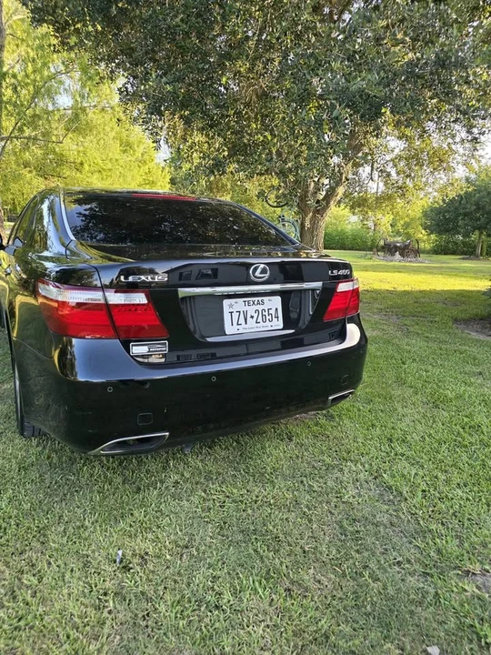 2008 Lexus LS 4th Gen - Image 3 of 4
