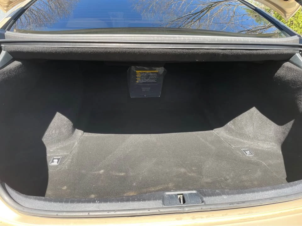 2008 Lexus LS 4th Gen - Image 10 of 11