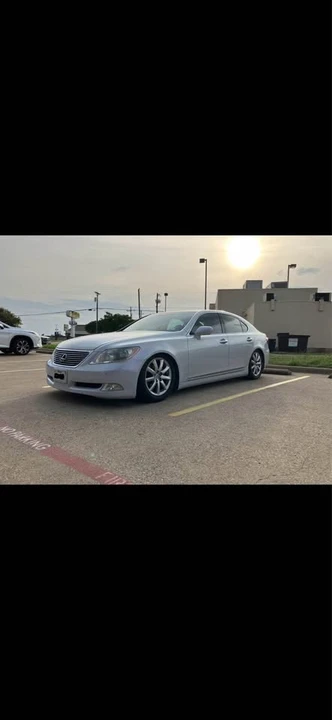 2008 Lexus LS 4th Gen - Image 16 of 20