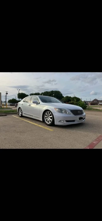 2008 Lexus LS 4th Gen - Image 15 of 20