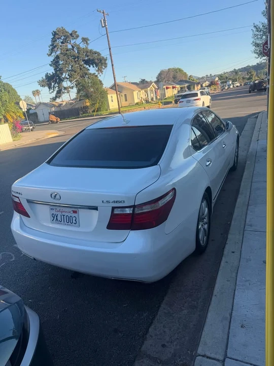 2008 Lexus LS 4th Gen - Image 4 of 9