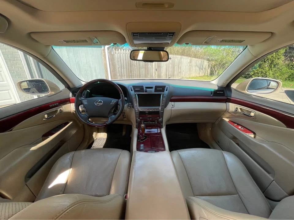 2008 Lexus LS 4th Gen - Image 5 of 11