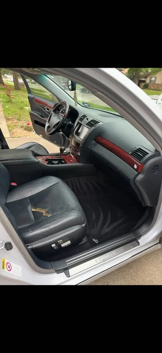 2008 Lexus LS 4th Gen - Image 18 of 20