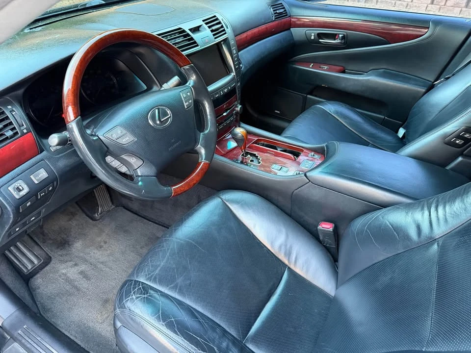 2008 Lexus LS 4th Gen - Image 8 of 14