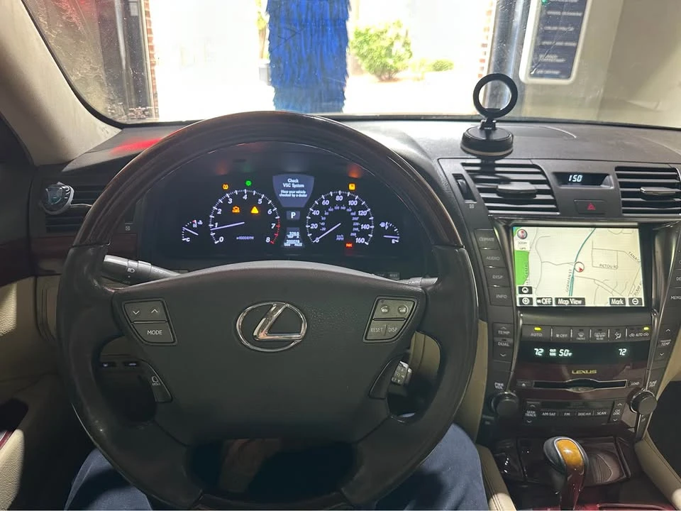 2008 Lexus LS 4th Gen - Image 10 of 18