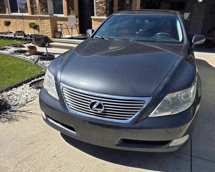2008 Lexus LS 4th Gen - Image 9 of 15