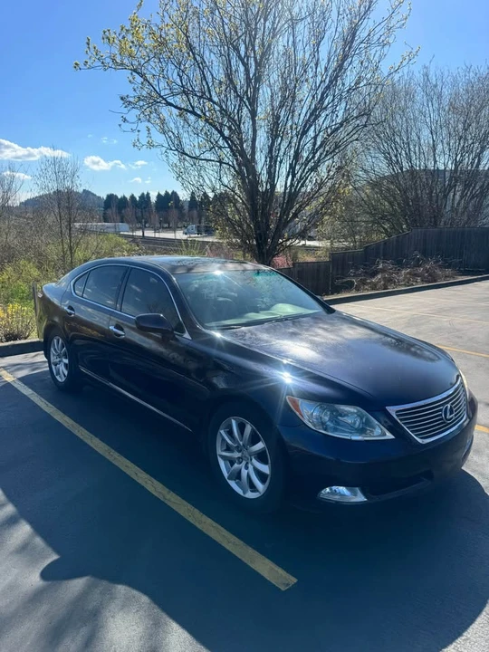 2008 Lexus LS 4th Gen - Image 4 of 8