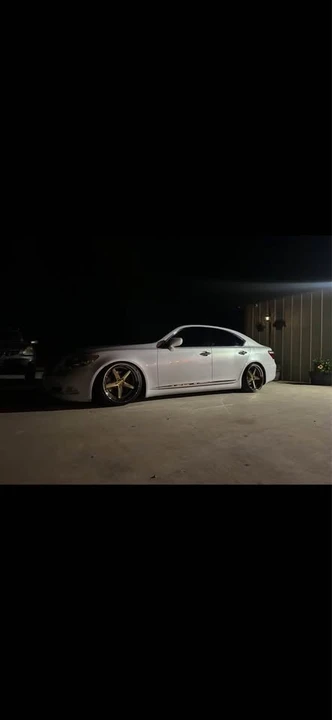 2008 Lexus LS 4th Gen - Image 6 of 20