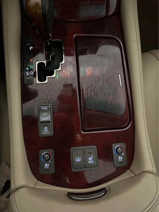 2008 Lexus LS 4th Gen - Image 13 of 17