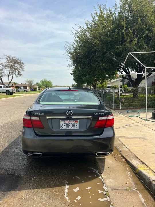 2008 Lexus LS 4th Gen - Image 5 of 13
