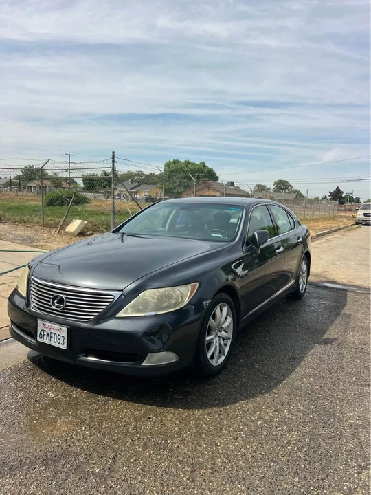 2008 Lexus LS 4th Gen - Image 3 of 13