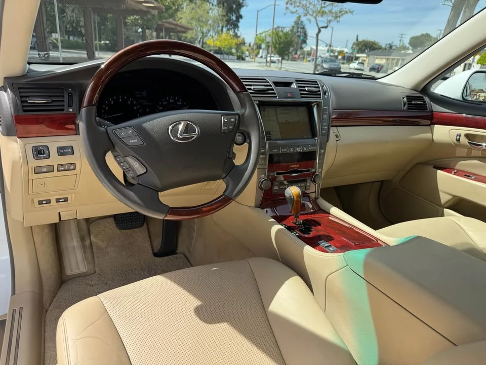 2008 Lexus LS 4th Gen - Image 7 of 20