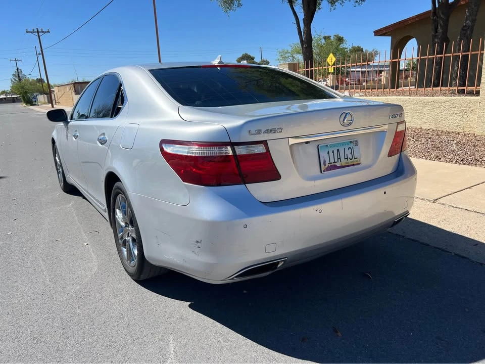2008 Lexus LS 4th Gen - Image 6 of 10