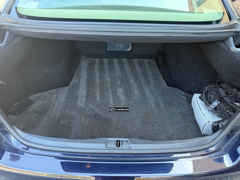 2008 Lexus LS 4th Gen - Image 9 of 17