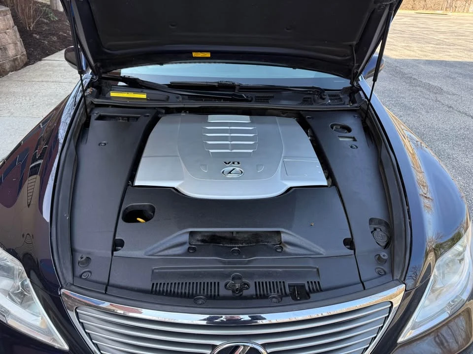 2008 Lexus LS 4th Gen - Image 8 of 17