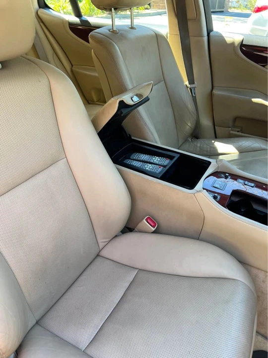 2008 Lexus LS 4th Gen - Image 11 of 12
