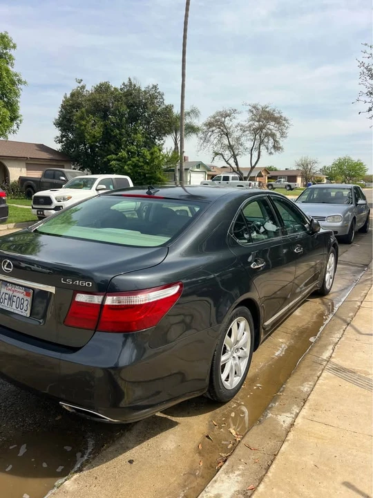 2008 Lexus LS 4th Gen - Image 6 of 13