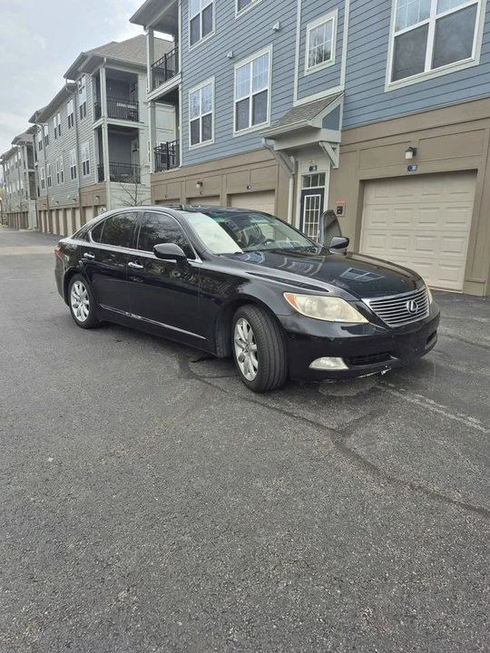 2008 Lexus LS 4th Gen - Image 11 of 16