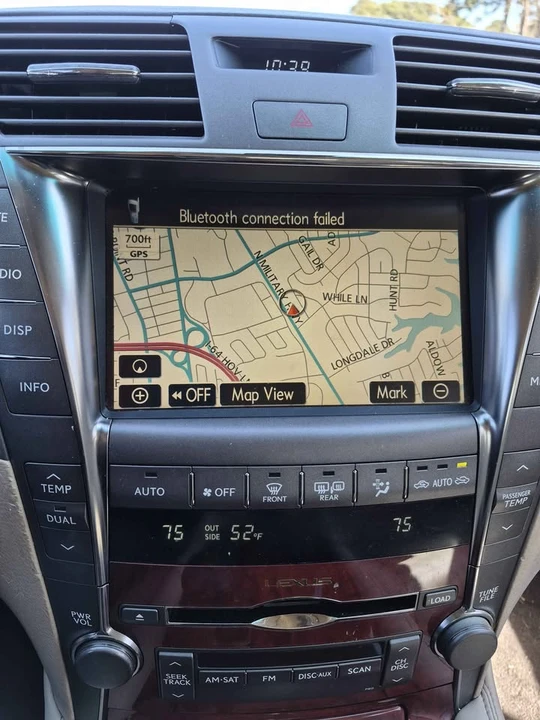 2008 Lexus LS 4th Gen - Image 16 of 18