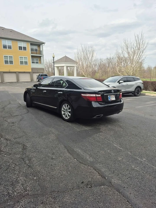 2008 Lexus LS 4th Gen - Image 6 of 16