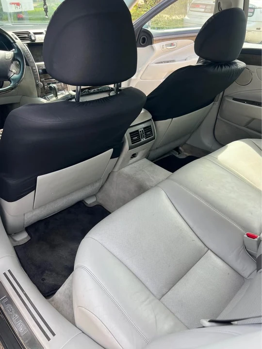 2008 Lexus LS 4th Gen - Image 10 of 13