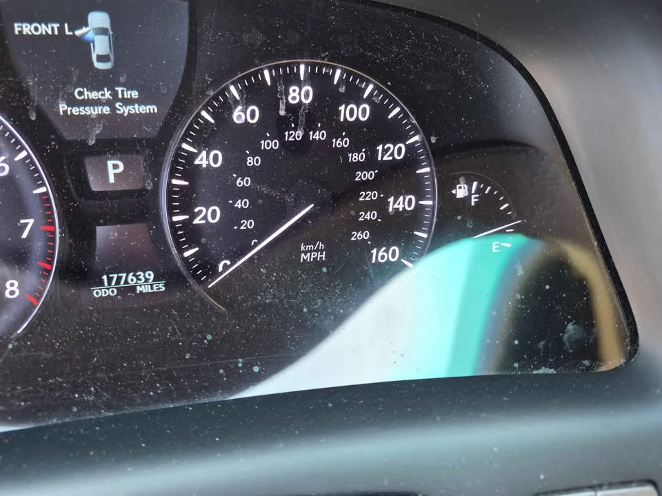2008 Lexus LS 4th Gen - Image 17 of 18