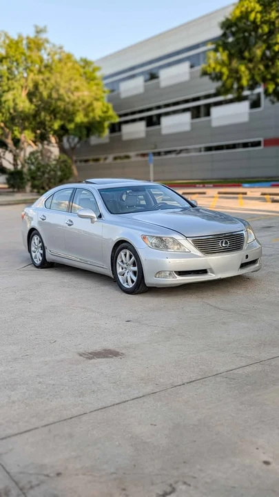 2008 Lexus LS 4th Gen - Image 2 of 14