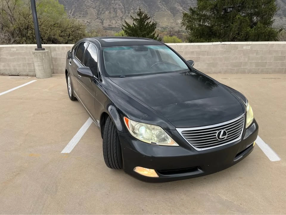 2008 Lexus LS 4th Gen - Image 2 of 18