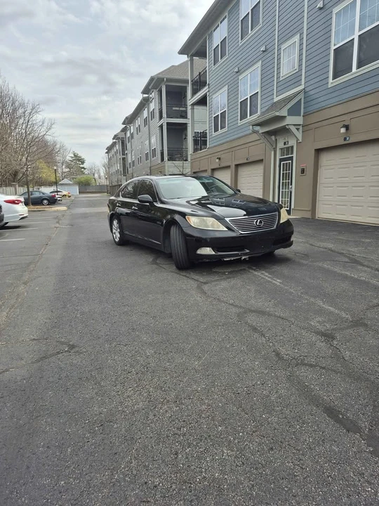 2008 Lexus LS 4th Gen - Image 4 of 16