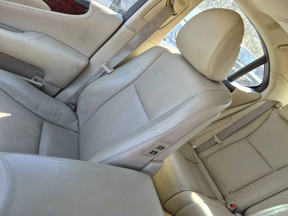2008 Lexus LS 4th Gen - Image 12 of 18