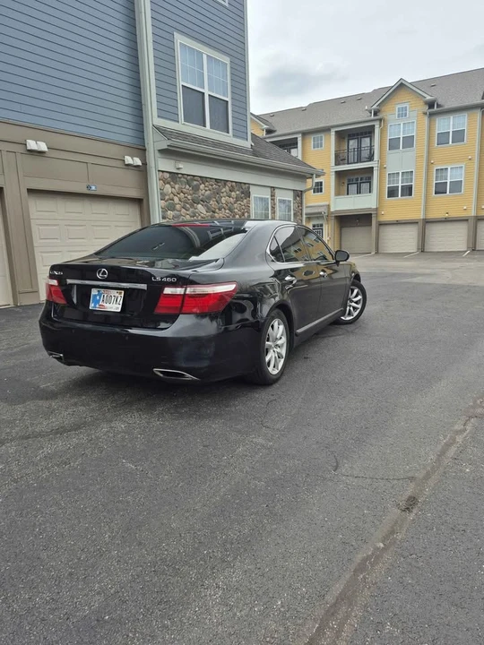 2008 Lexus LS 4th Gen - Image 8 of 16